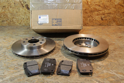 Original GM Opel Bremsensatz  vorne mit Bremsscheiben und Belägen  93175479 Kadett E
