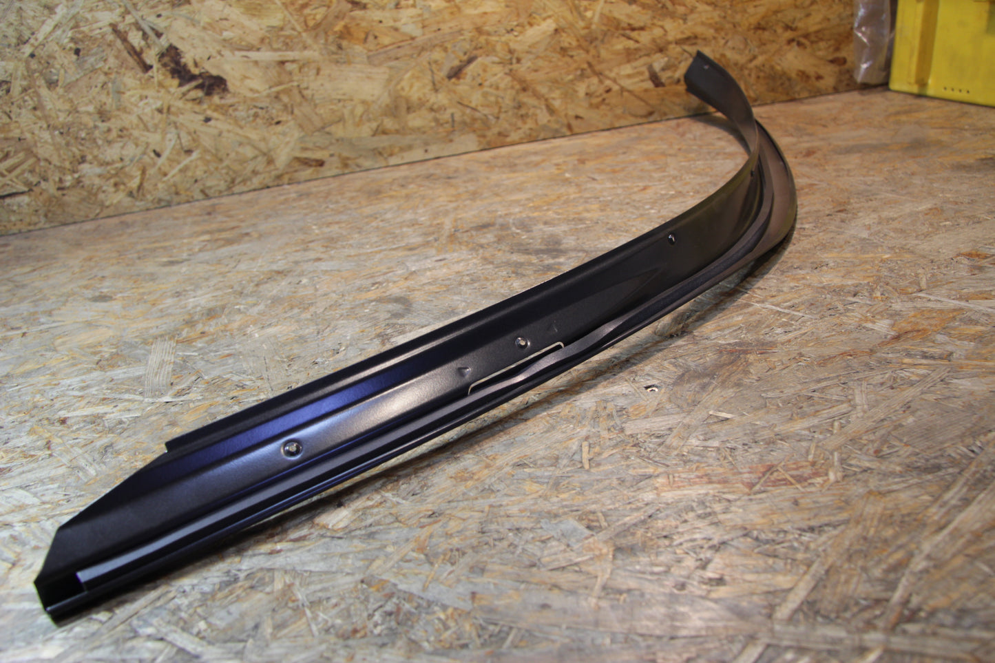 Original GM Opel Blende Dachrahmen hinten links anthrazit  90434969 Omega A