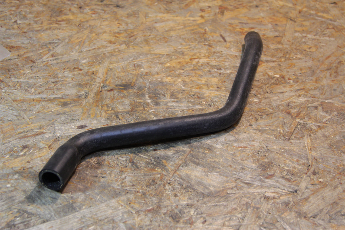 Original GM Opel Heizungsschlauch Rücklauf Kennzeichen: BJ Inndendurchmesser: 15 mm  hinten, 17 mm vorne 90570061 Astra F
