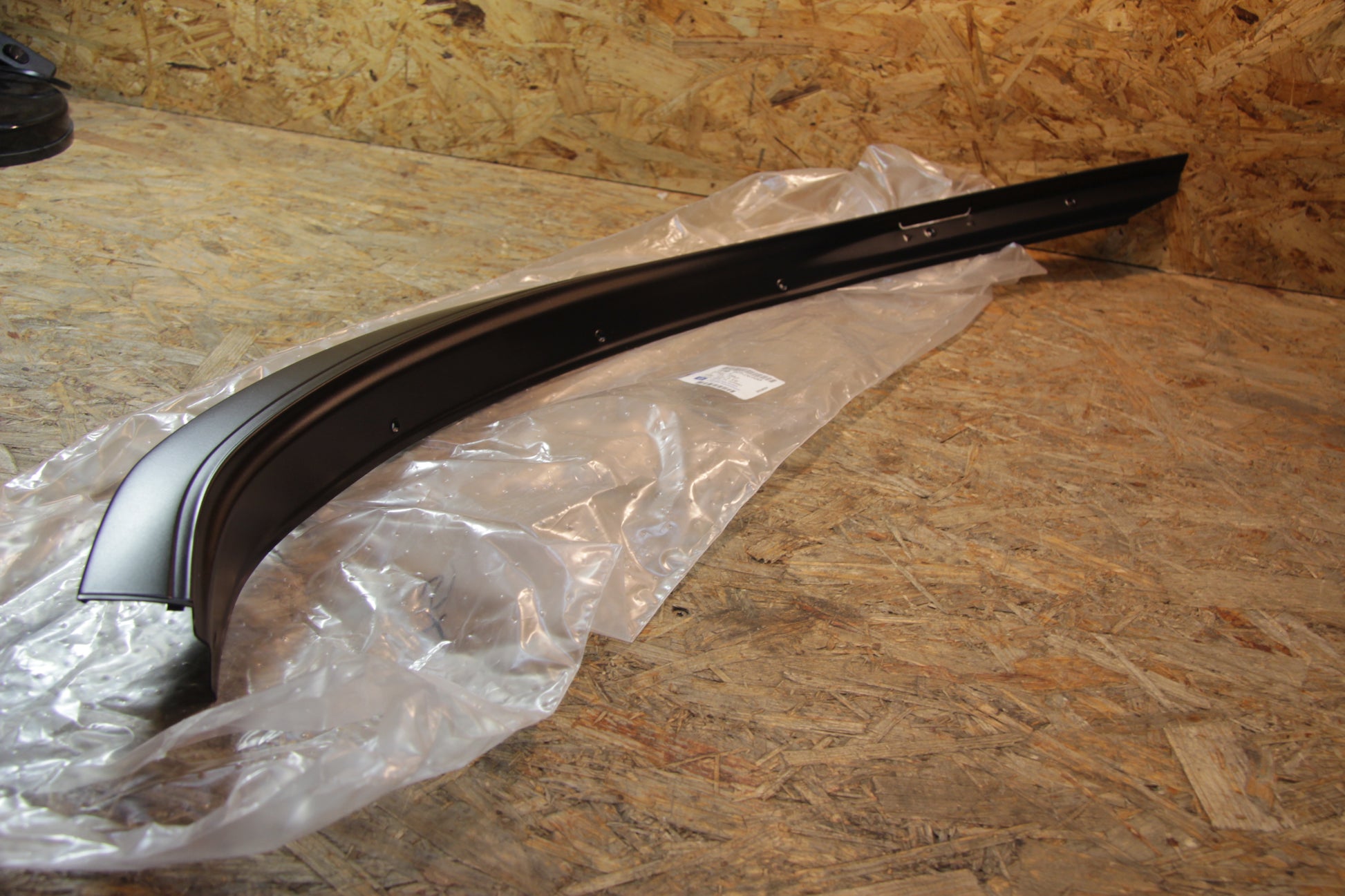 Original GM Opel Blende Dachrahmen hinten rechts schwarz 90526988 Omega B