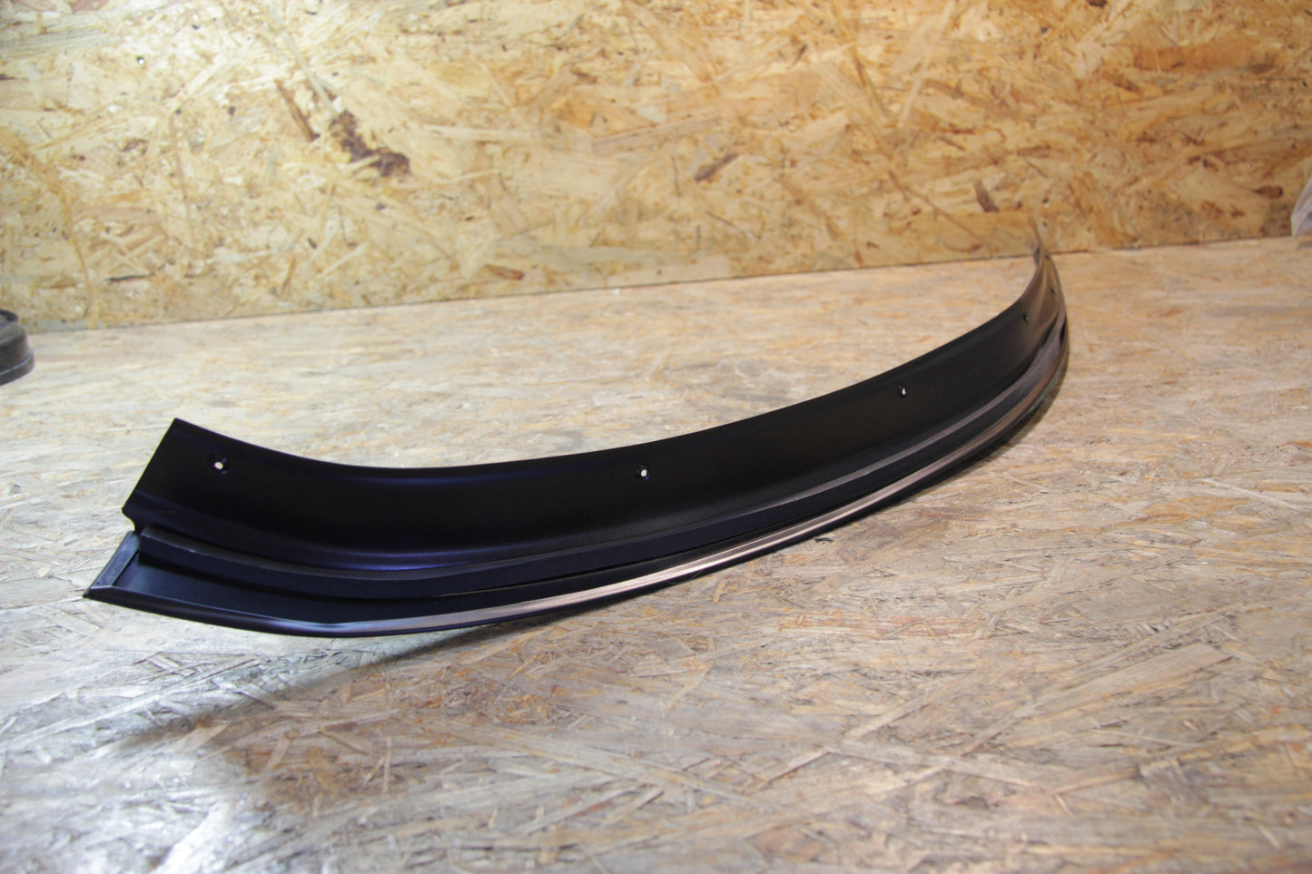 Original GM Opel Blende Dachrahmen hinten rechts schwarz 90526988 Omega B