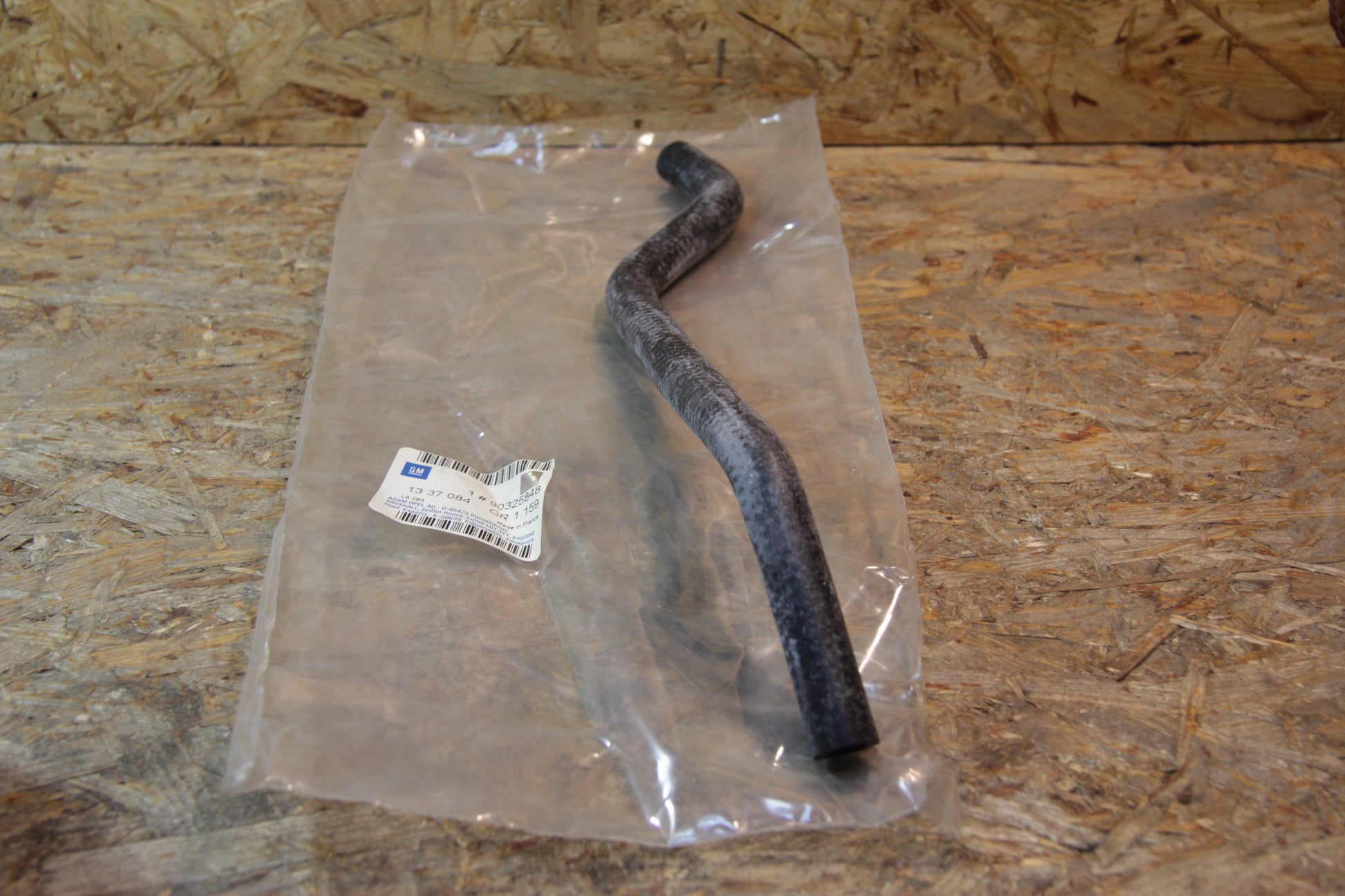 Original GM Opel Schlauch Ausgleichsbehälter an Kühler 90325848 Kadett E