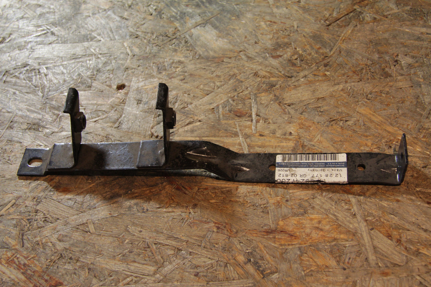 Original GM Opel Halter Ölkühler und Fanfare / Hupe 90247266 Omega A , Senator B Neu
