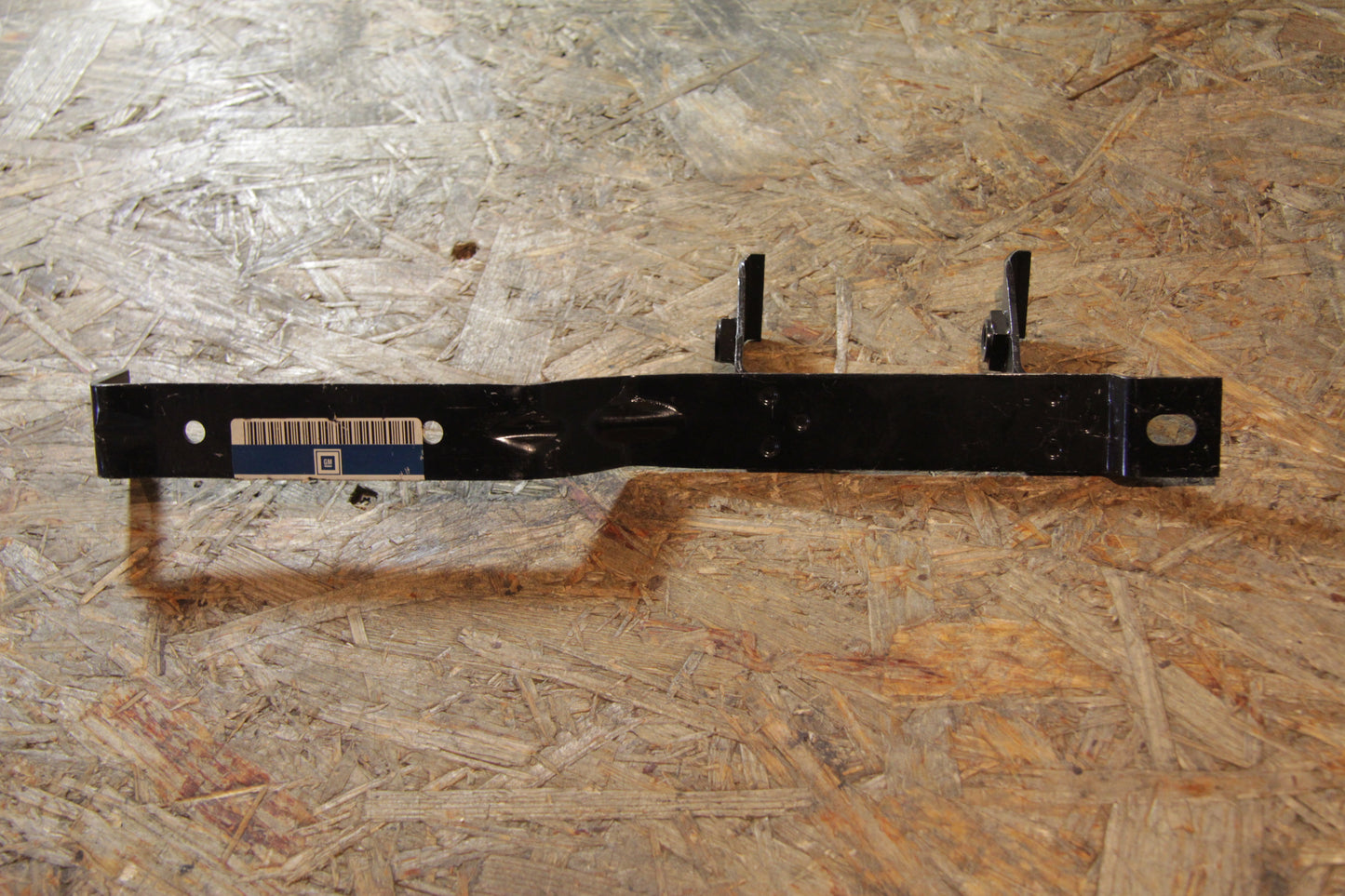 Original GM Opel Halter Ölkühler und Fanfare / Hupe 90247266 Omega A , Senator B Neu