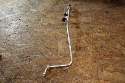Original GM Opel Flüssigkeitsleitung vorn Kondensator an Anschlussstück an Stirnwand 90337213 Omega A, Senator B Neu