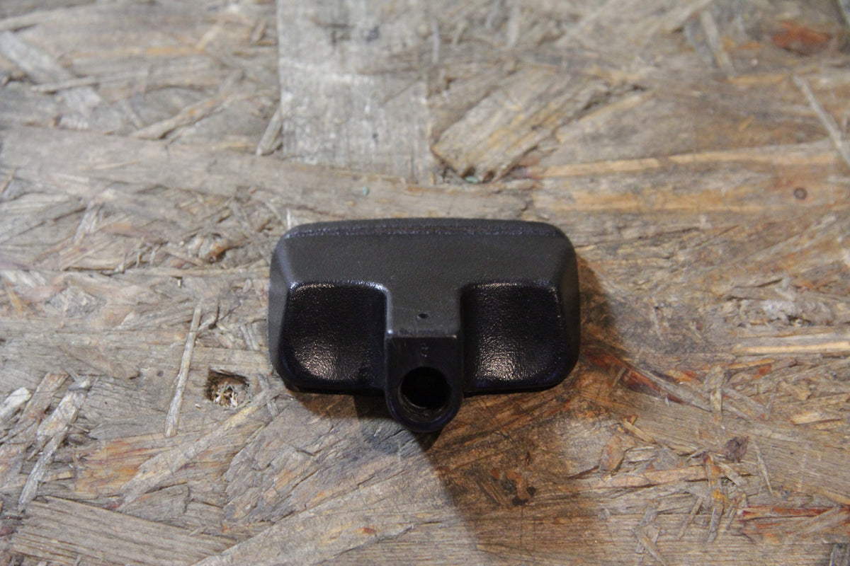 Original GM Opel Knopf Bowdenzug Starterklappe  90220870 Kadett E , Kadett E Cabrio Neu