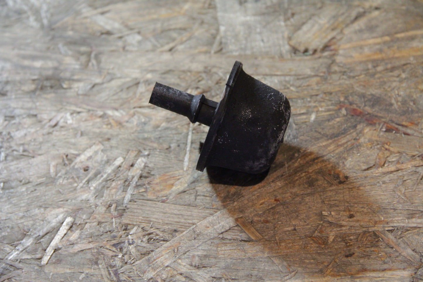 Original GM Opel Gumipuffer Lenker oben, Anschlagpuffer  97362962 Campo , Frontera A Neu