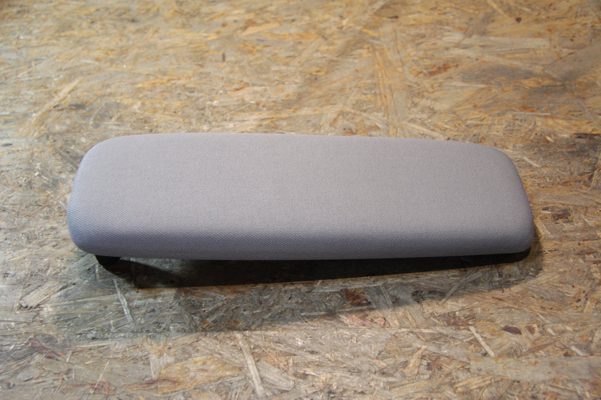 Original GM Opel Polsterbezug Armlehne grau Polstercode: XXMO 13151093 Zafira A , Zafira A Neu