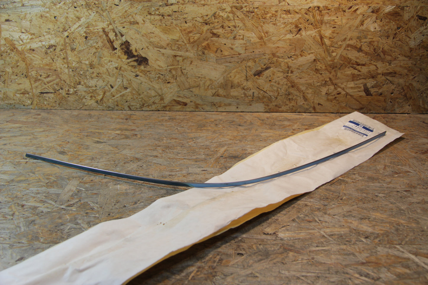 Blende Stoßstange links chrom