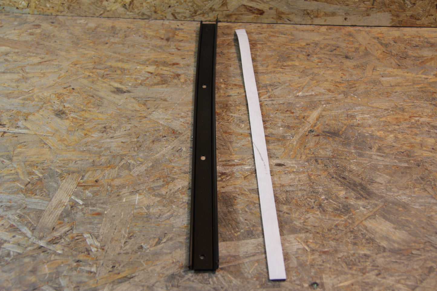 Halteschiene Gummiabdichtung vorne rechts (Faltdach)