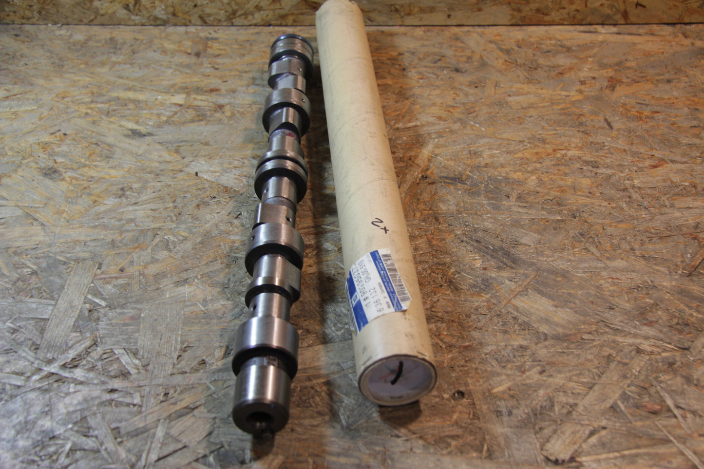 Nockenwelle  Länge: 45 cm Durchmesser: 4 cm