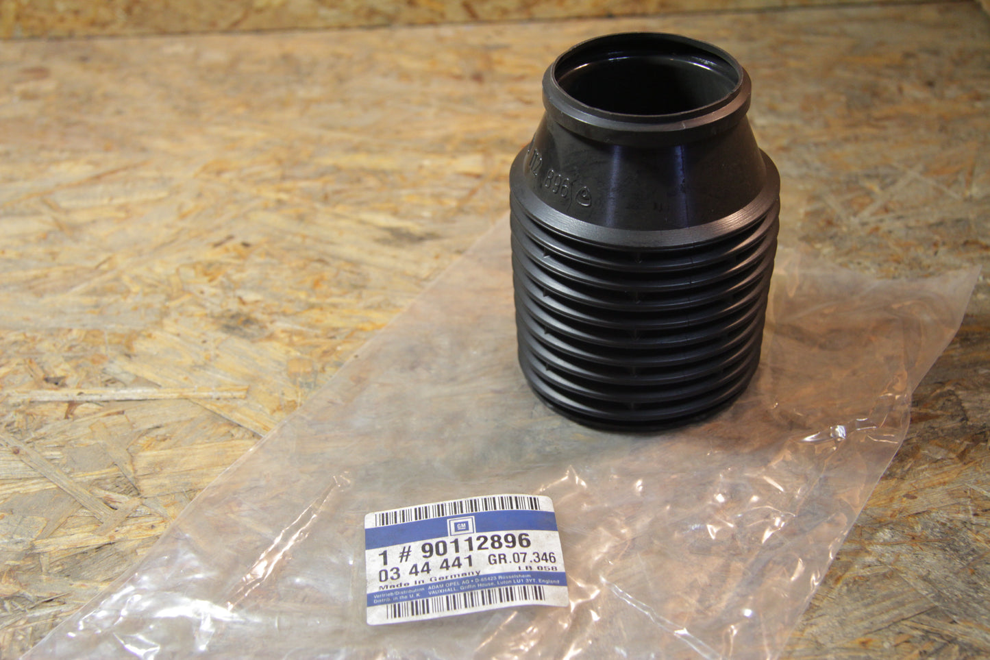 Original GM Opel Gummimanschette auf den Stoßdämpfern vorne  90112896 Kadett E , Kadett E Cabrio
