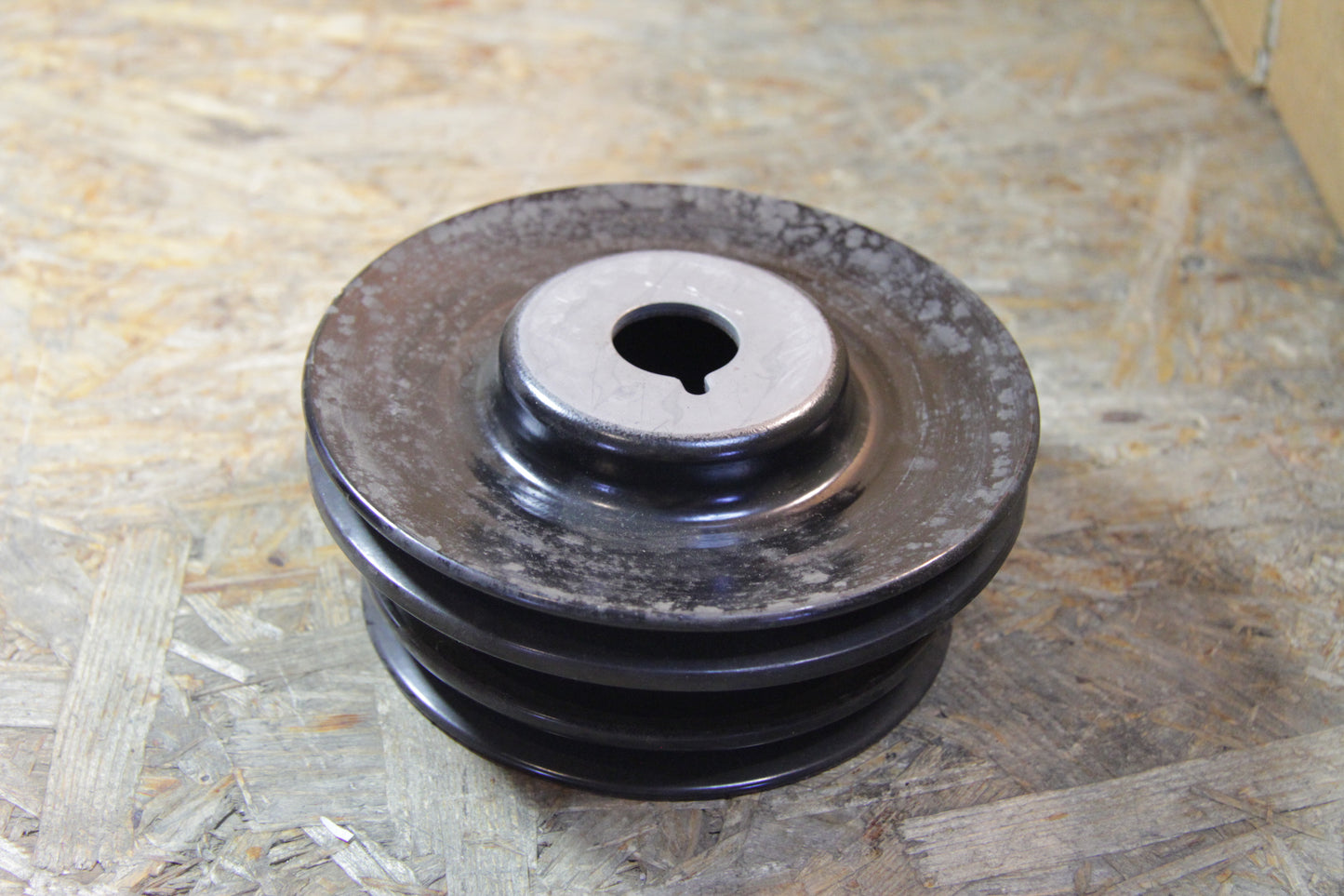 Original GM Opel Riemenscheibe Kurbelwelle 90299612 Ascona C