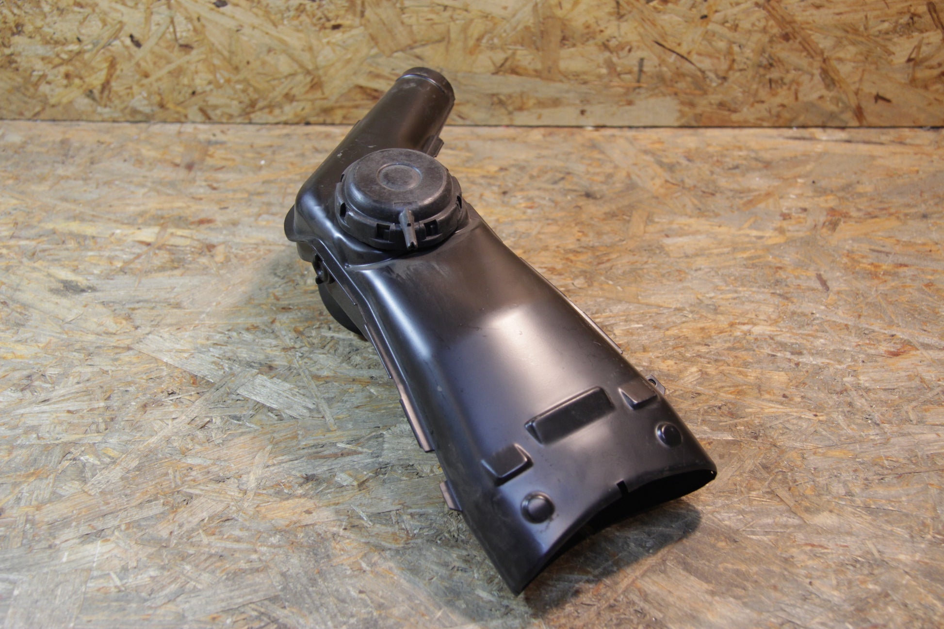 Original GM Opel Schlauch Luftreiniger  90421890 Kadett E