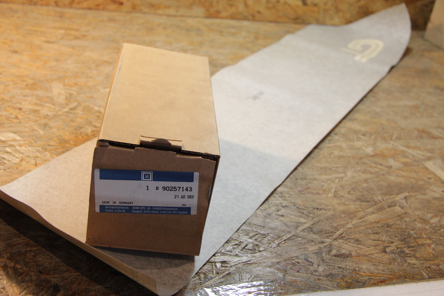 Original GM Opel Streifen mit Schrift GT blaugrau Vordertür links unten  90257143 Kadett E