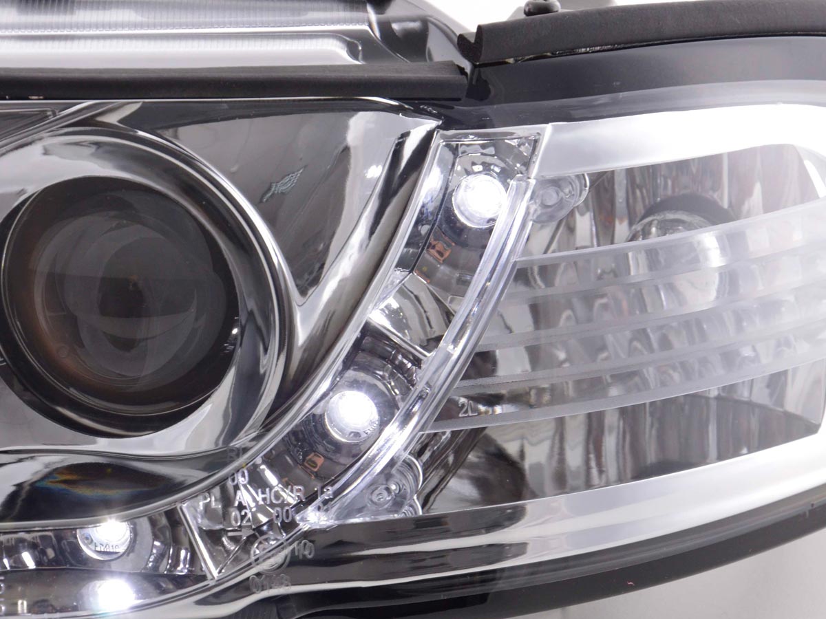 Scheinwerfer Set Daylight LED TFL-Optik Audi A4 Typ B5 Bj. 99-01 chrom