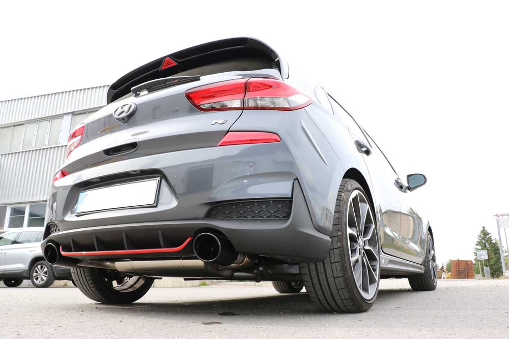 FOX Hyundai i30N Performance - SCHWARZ Endschalldämpfer quer Ausgang rechts/links mit Abgasklappe - 129x106 Typ 32 rechts/links schwarz emailliert