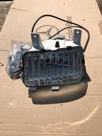Original Hella Opel Omega A Nebelscheinwerfer rechts Neu