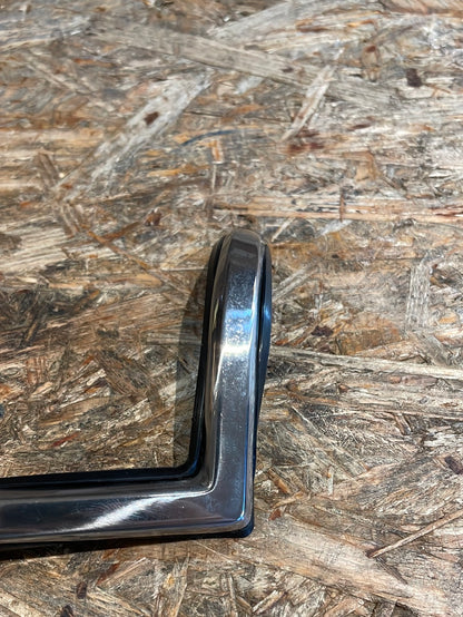 Original GM Opel Ascona C Zierleiste Seitenwand hinten senkrecht rechts Neu