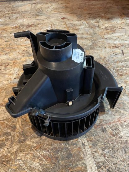 Original GM Opel Astra G Zafira A Gebläsemotor Neu