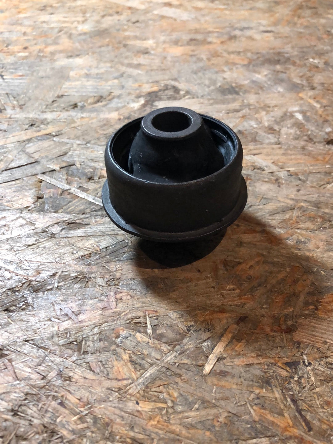 Original GM Opel Calibra Dämpfungsbuchse vorne Neu