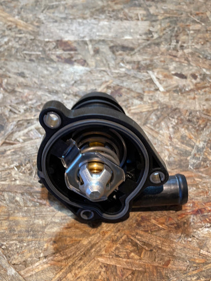 Original GM Opel Astra J 1,4T 16V Thermostat Neu
