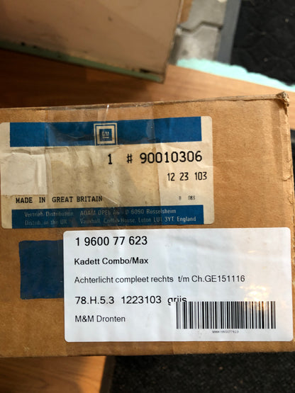 Original GM Opel Kadett Combo Rücklicht rechts Neu