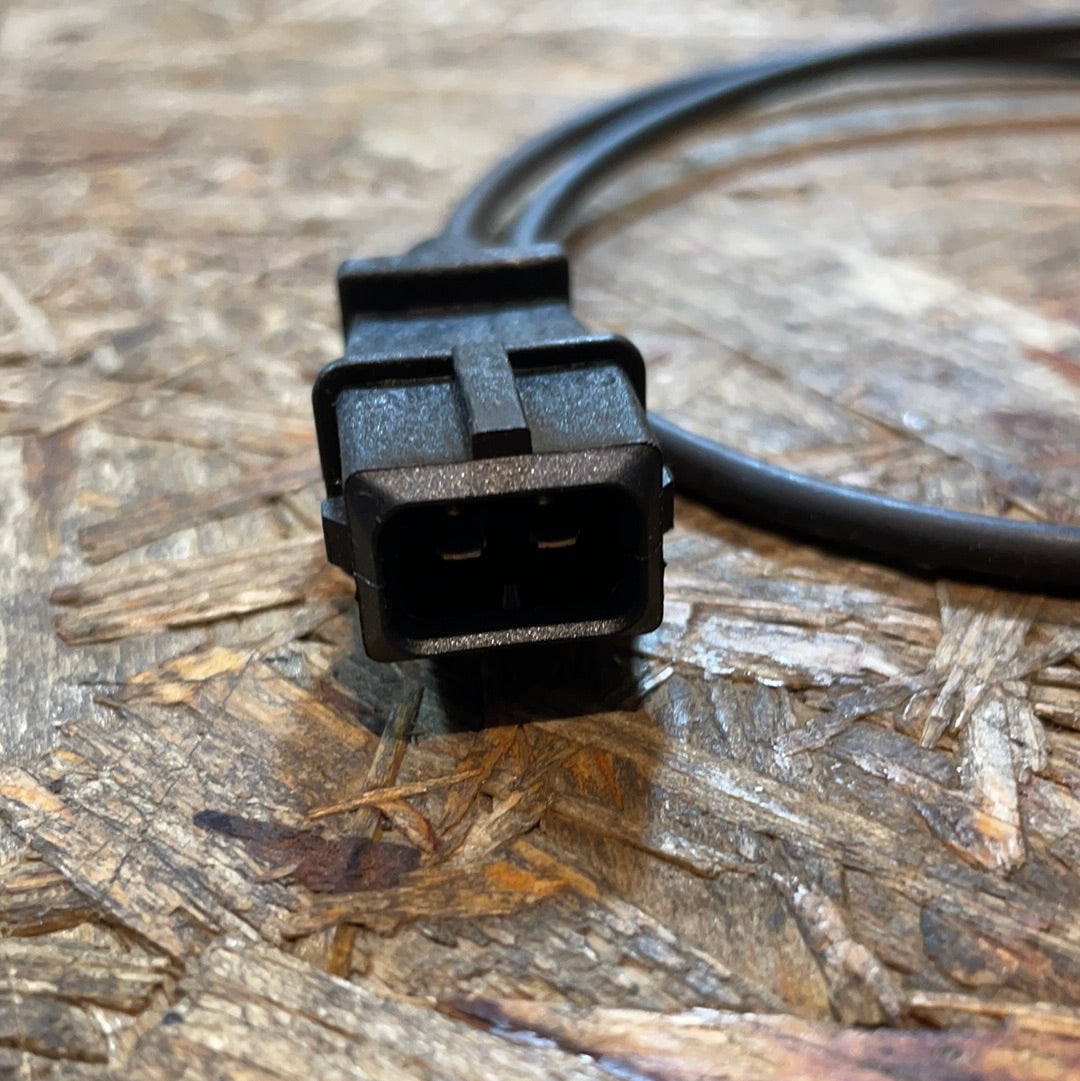 Original GM Opel Vectra B 1,6 Calibra Omega B Sintra Klopfsensor Neu
