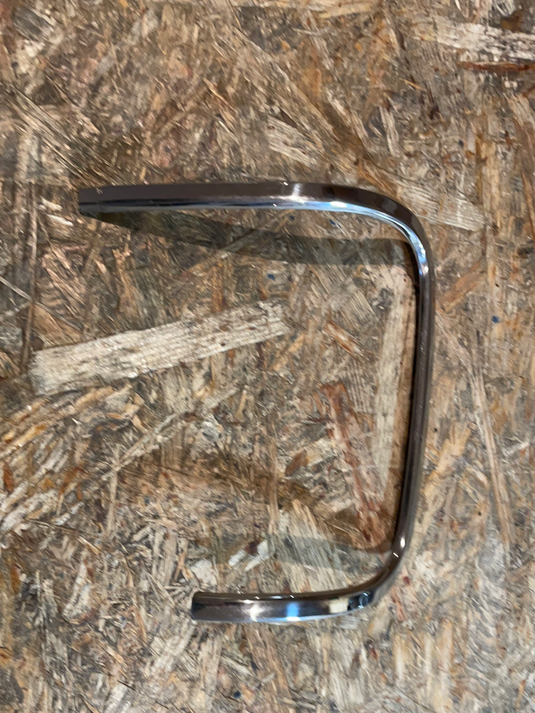 Original GM Opel Commodore C Rekord E Zierleiste Rückwand links Neu