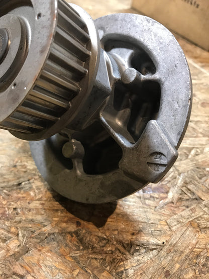 Original Opel Astra Cavalier Frontera Omega 18/20 C20NE Wasserpumpe NEU