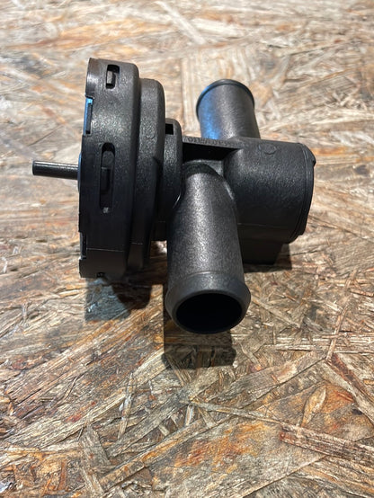 Original GM Opel Corsa B Omega B Astra F Kühlmittel Regelventil Neu