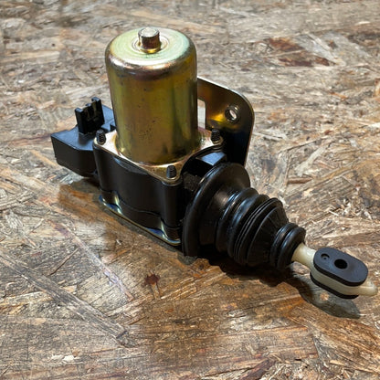 Original GM Opel Rekord E Ascona C Stellmotor Zentralverriegelung Tür vorne Neu