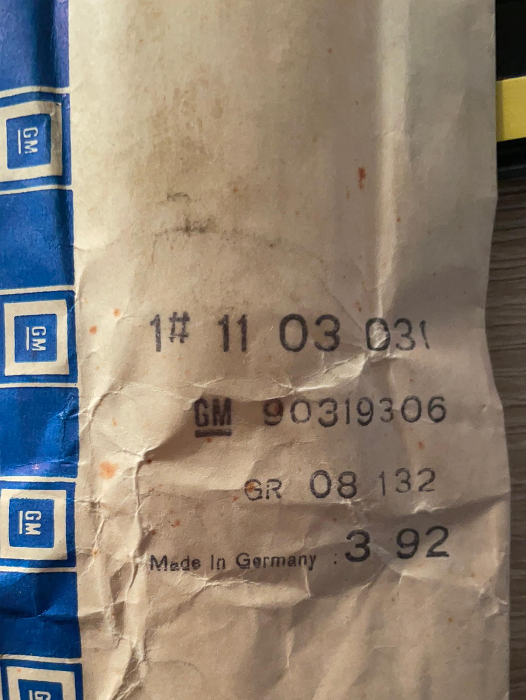 Original GM Opel Vectra A Schutzzierleiste Kotflügel vorne rechts schwarz Neu