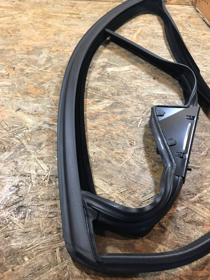 Original Opel Astra J Dichtung fensterführung vorne links NEU