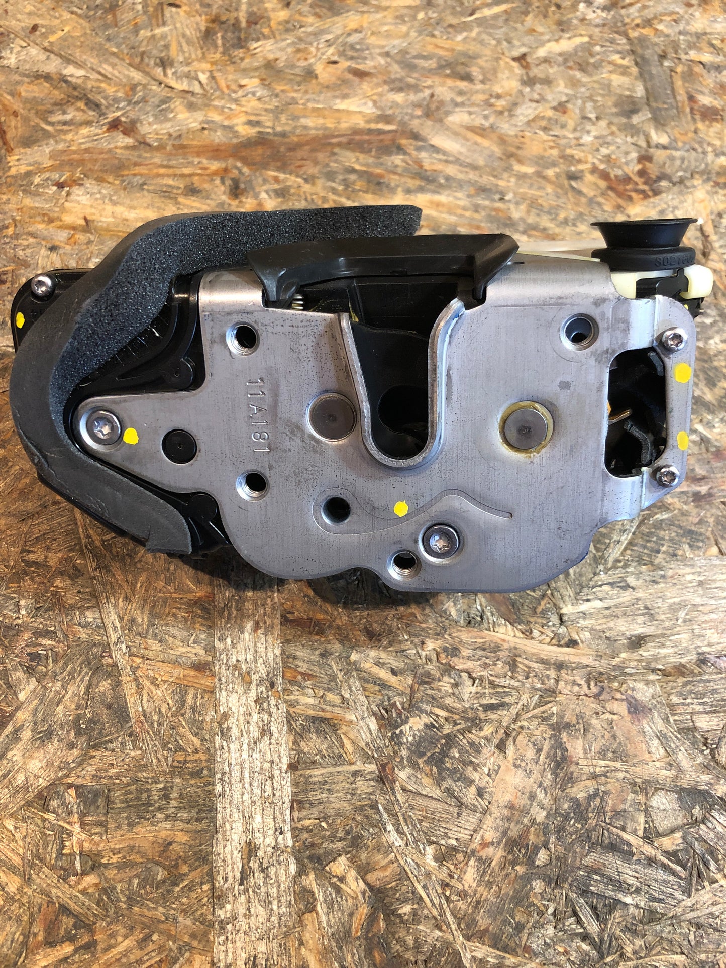 Original GM Opel Mokka Mokka X Türschloss hinten links Neu