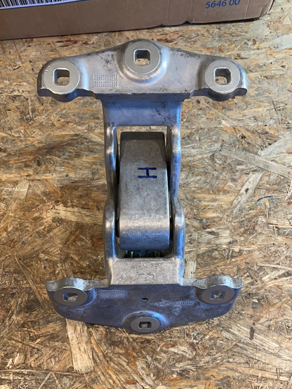 Original GM Opel Vivaro A Türscharnier hinten oben links Neu