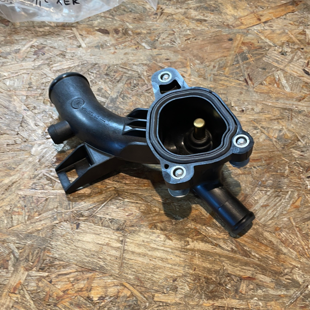 Original GM Opel Meriva 1,2 XER 1,4 Thermostatgehäuse Neu