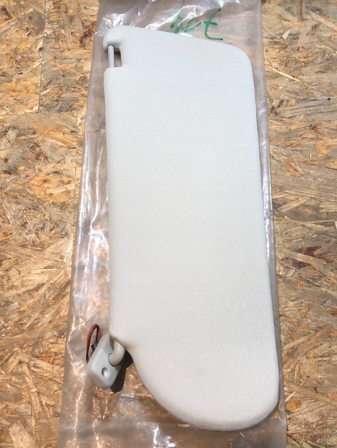 Original GM Opel Senator B Sonnenblende mit beleuchtetem Spiegel Rechts Neu