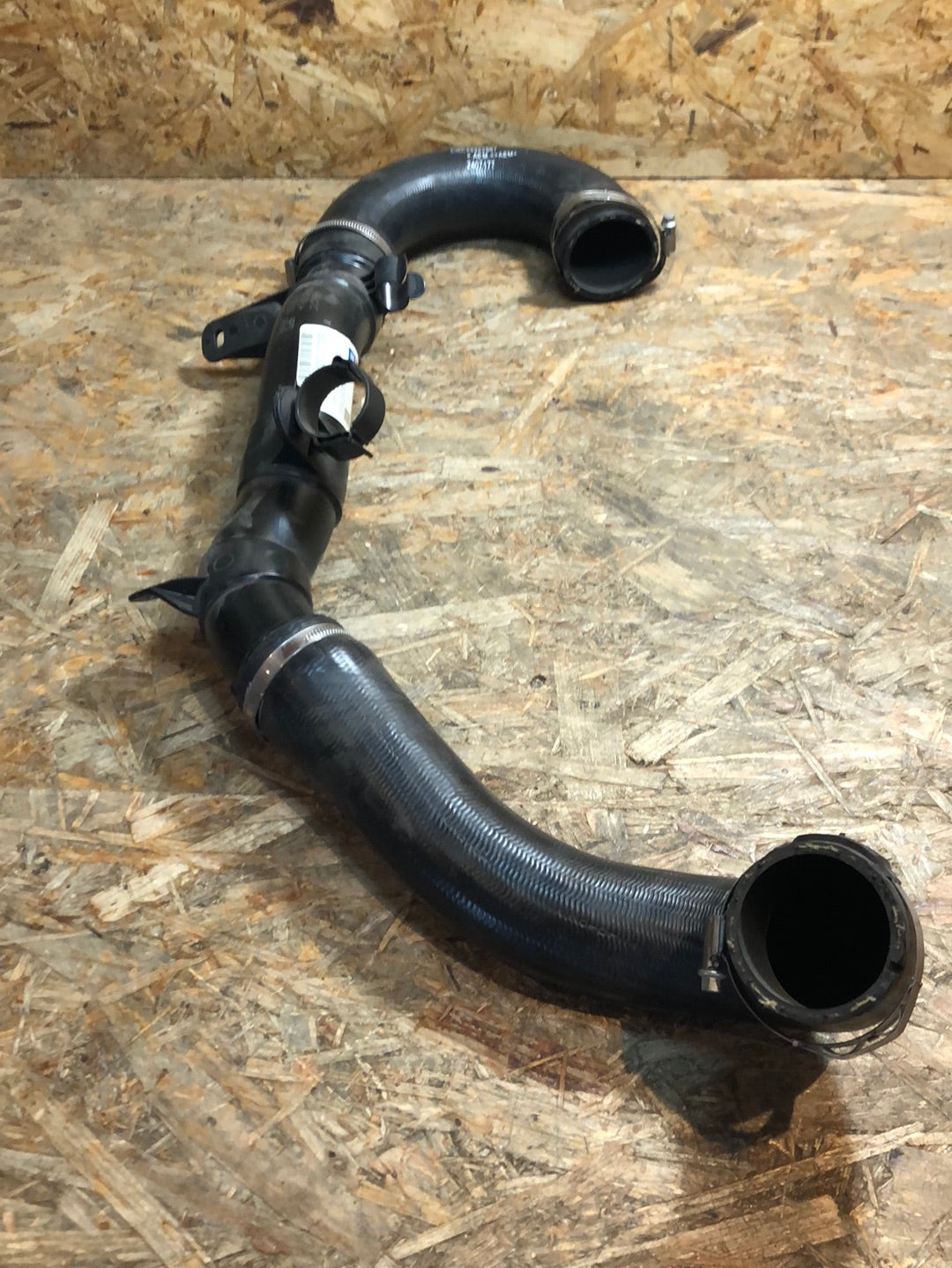 Original GM Opel Vectra C 1.9 CDTi Schlauch Turbo Ladeluftkühler Neu