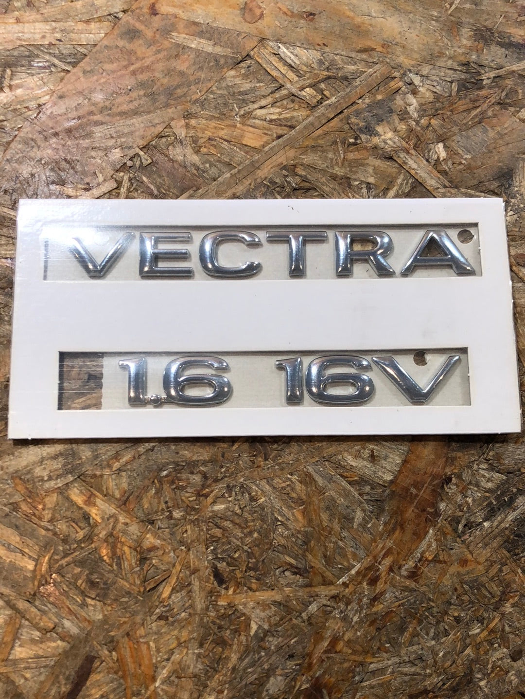 Original GM Opel Vectra B Emblem Schriftzug Neu