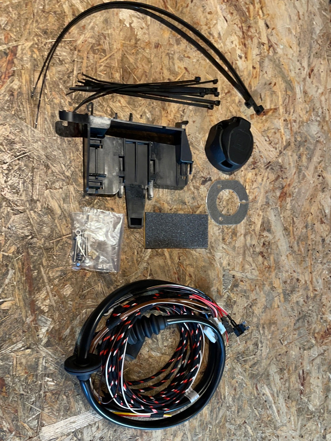 Original GM Opel Astra H Kabelsatz Anhängerkupplung Neu