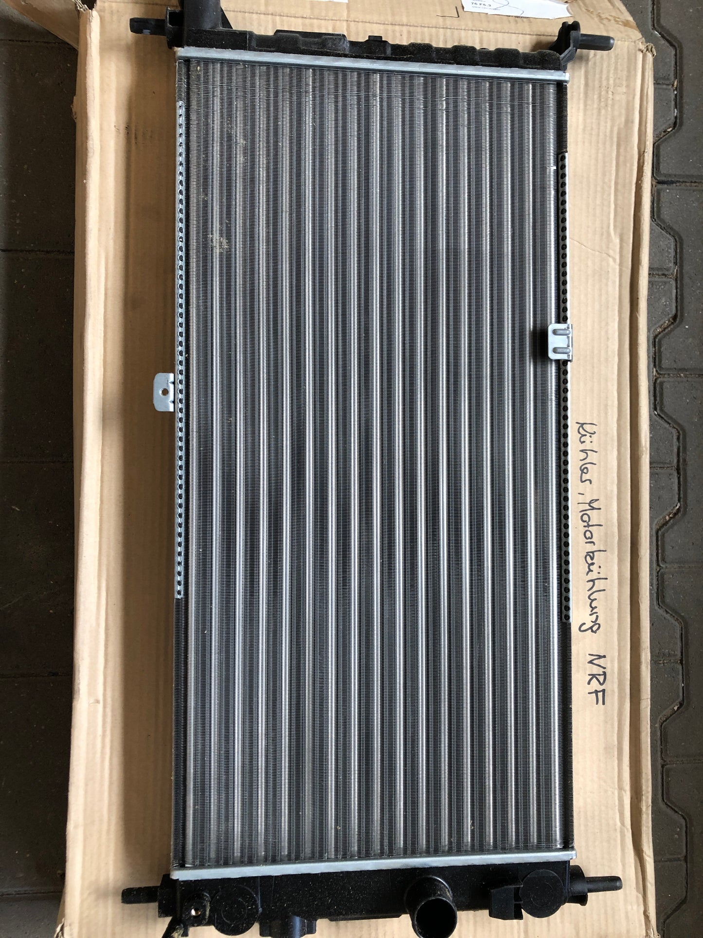 Original GM Opel Kadett E Cabrio/Caravan Astra CC Kühler Motorkühlung Neu