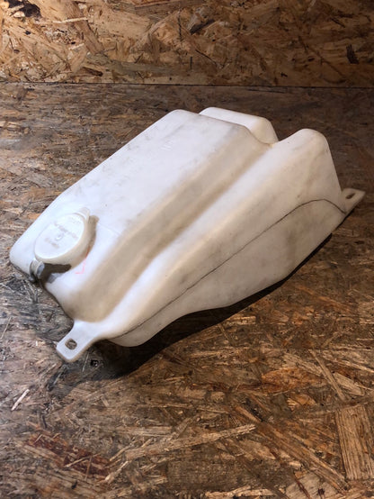 Original GM Opel Kadett E Wischwasserbehälter Scheinwerfer Neu