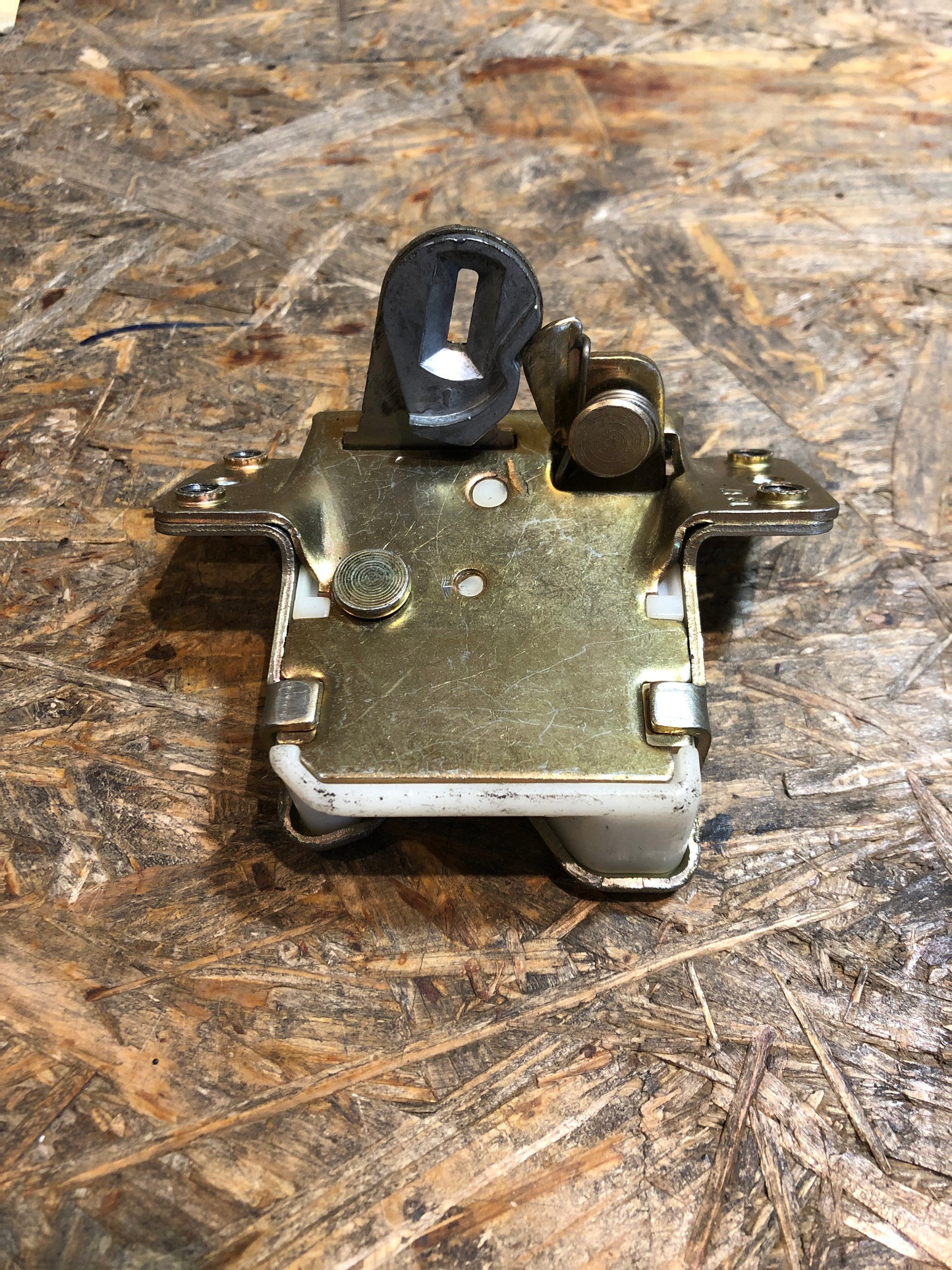 Original GM Opel Kadett D Kofferraumschloss Neu