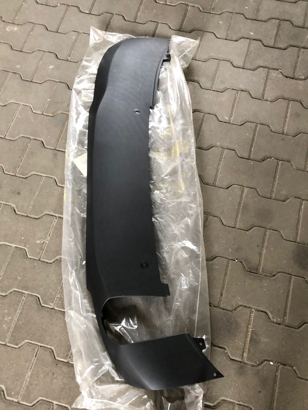 Original GM Opel Astra J Heckstoßstange Unten Mitte Neu