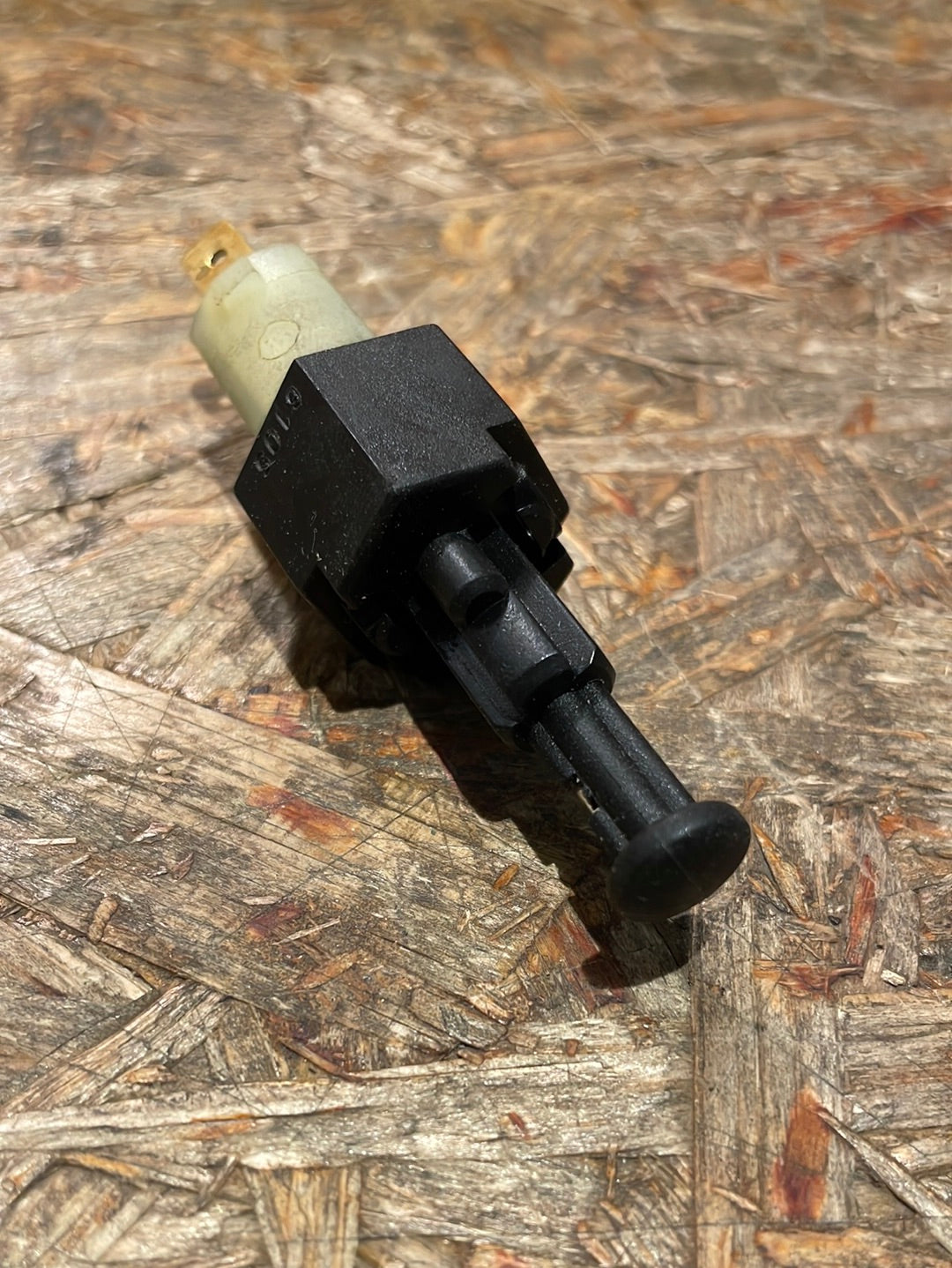 Original GM Opel Kadett E Schalter Drehzahlbegrenzer Neu
