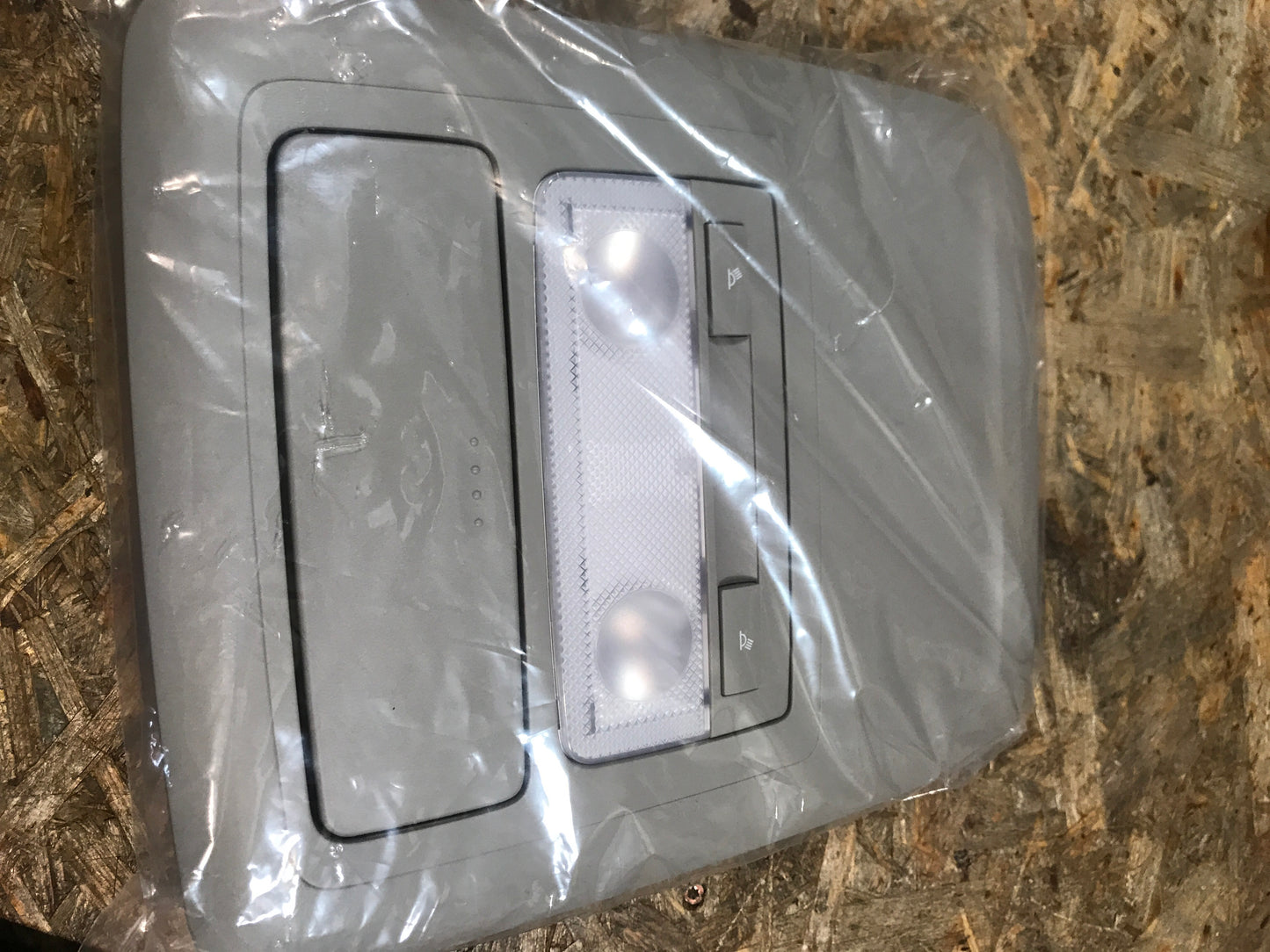 Original Chevrolet Orlando Abdeckung Innenleuchte NEU