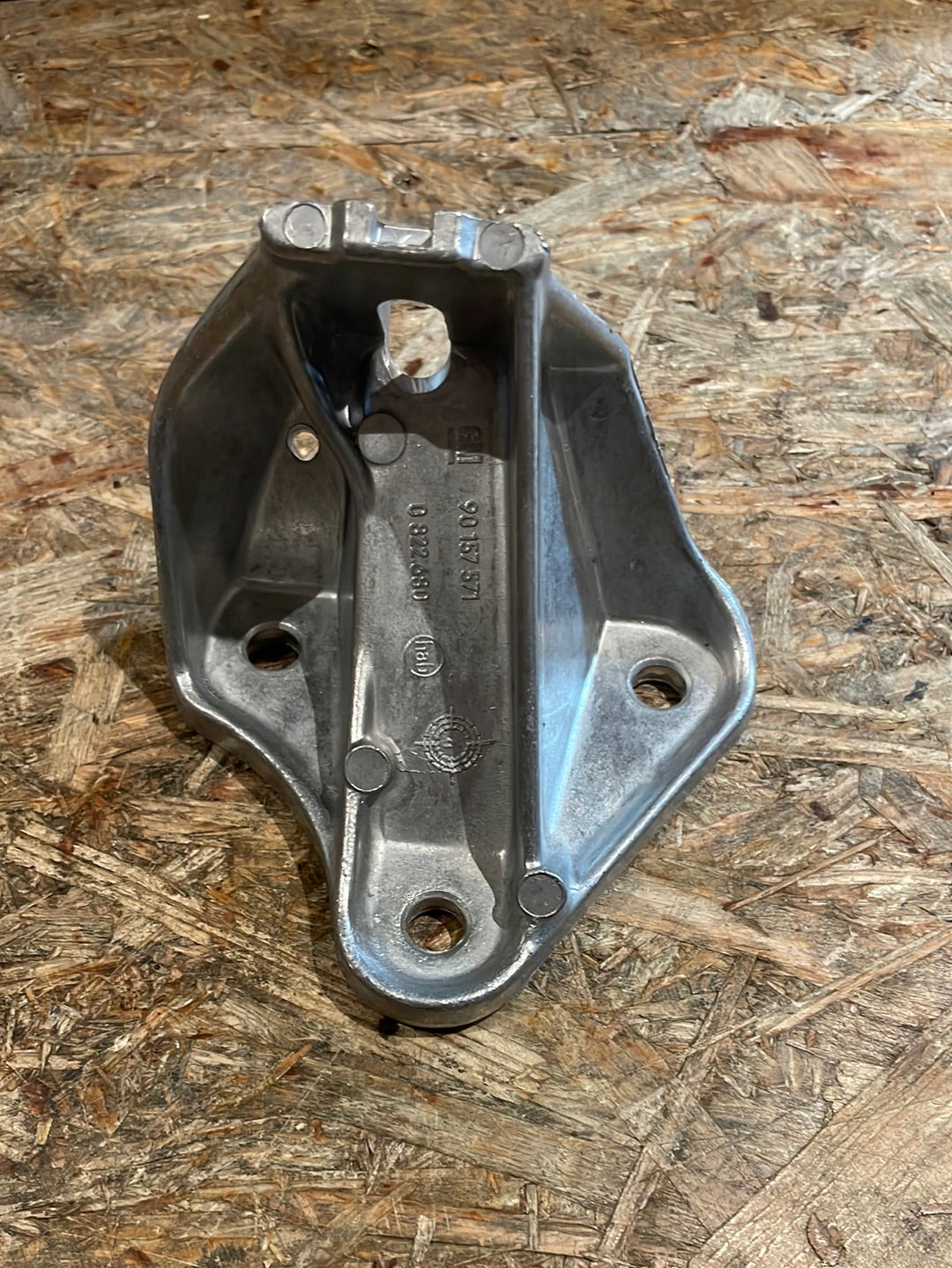 Original GM Opel Senator A 23TD Motorhalterung links Neu