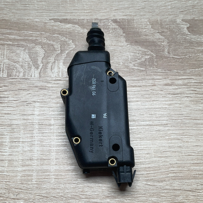 Original GM Opel Corsa A Kadett E Steuerung Zentralverriegelung hinten Neu