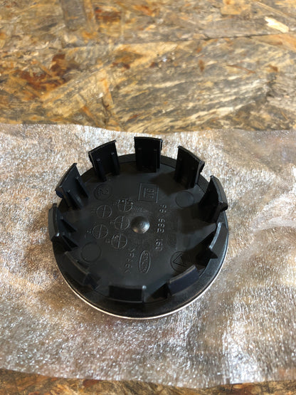 Original GM Chevrolet Sonic Sedan Nabendeckel Neu